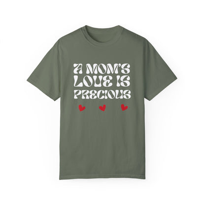 A Mom's Love Is  Precious | Inflated Text | T-shirt
