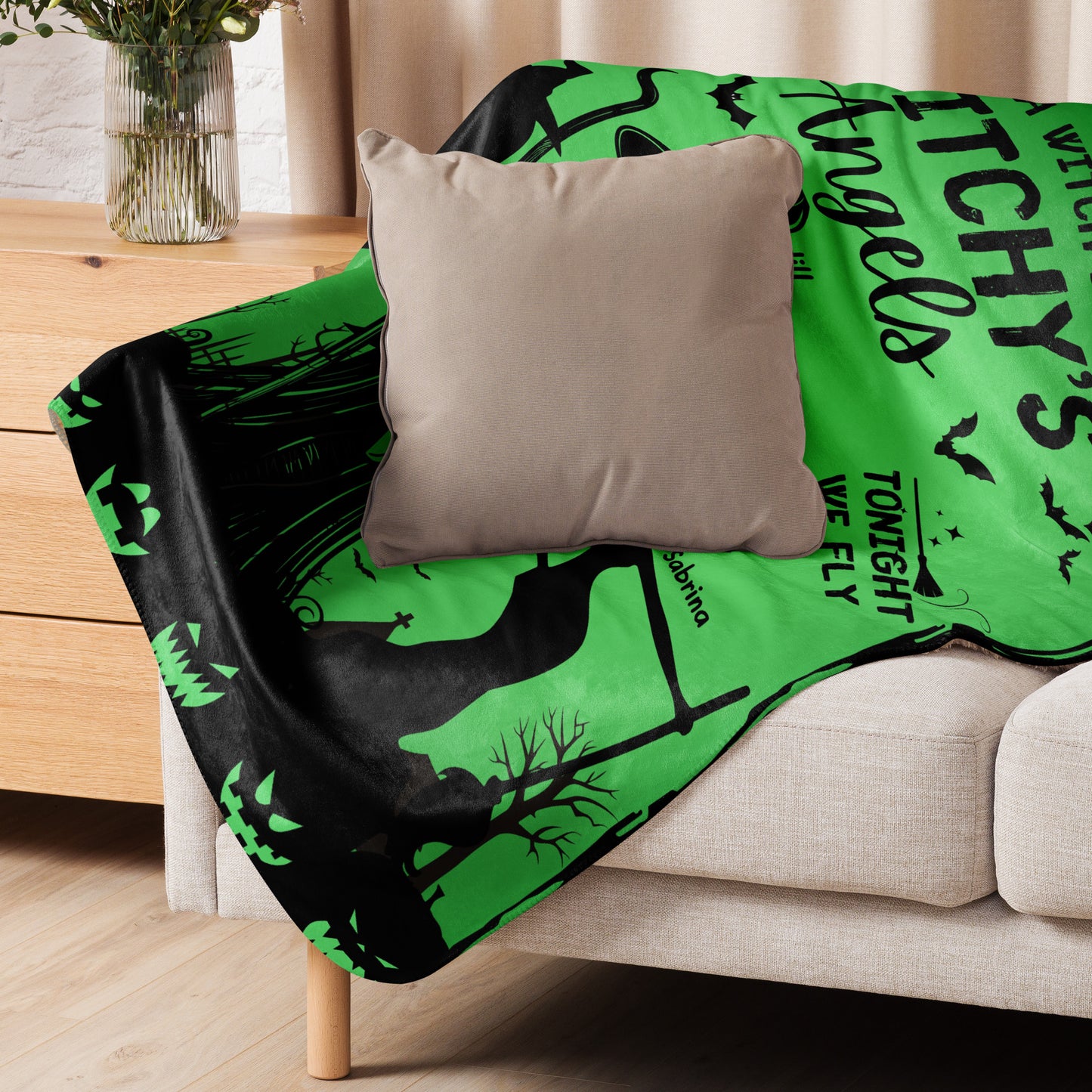 Halloween | Witchy's Angels | Blanket | Green